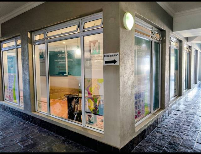 84M² OFFICE FOR SALE IN JEFFREYS BAY CENTRAL